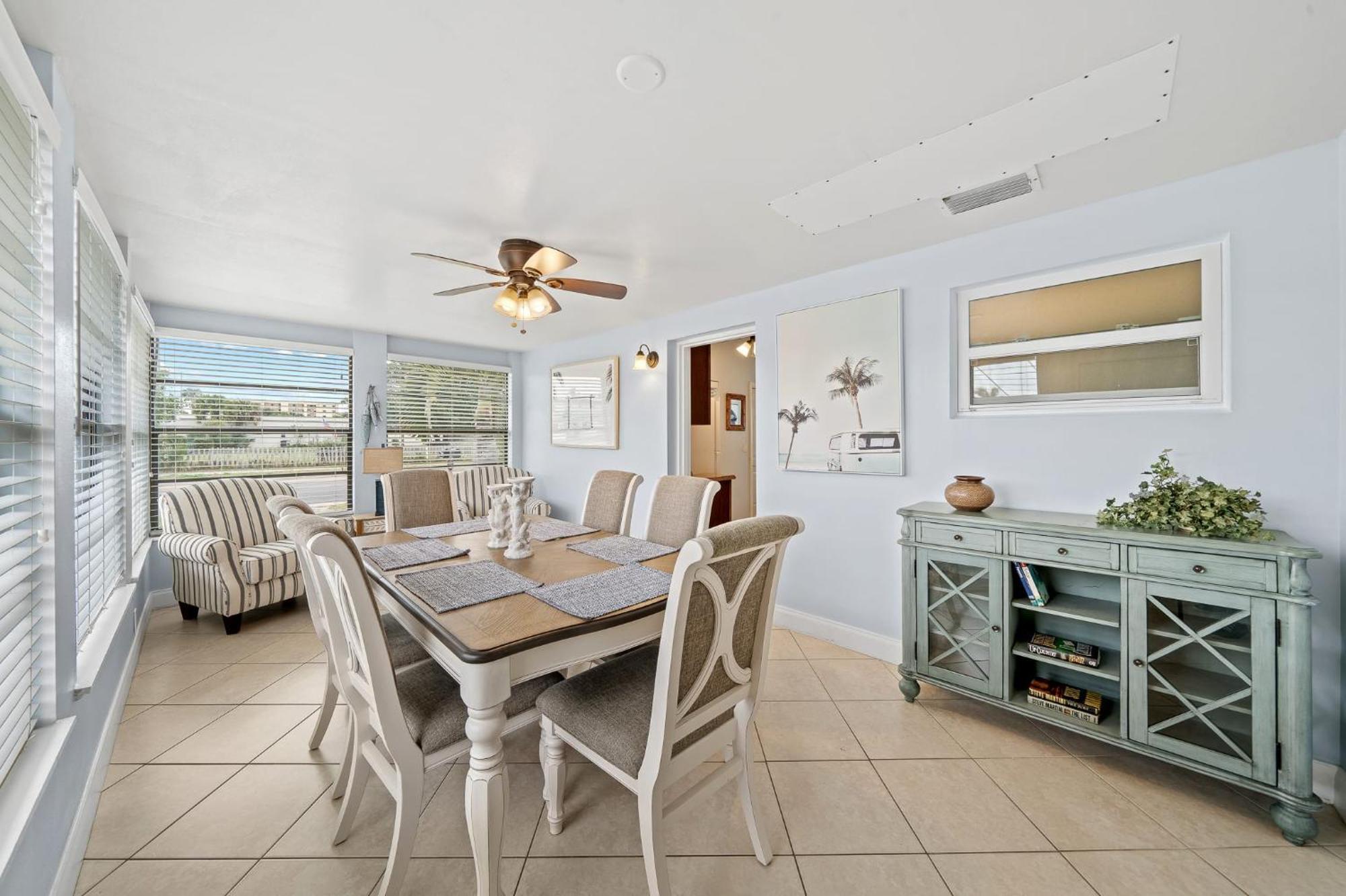Downtown Cottage - Walk To The Beach & Restaurants Cocoa Beach Dış mekan fotoğraf